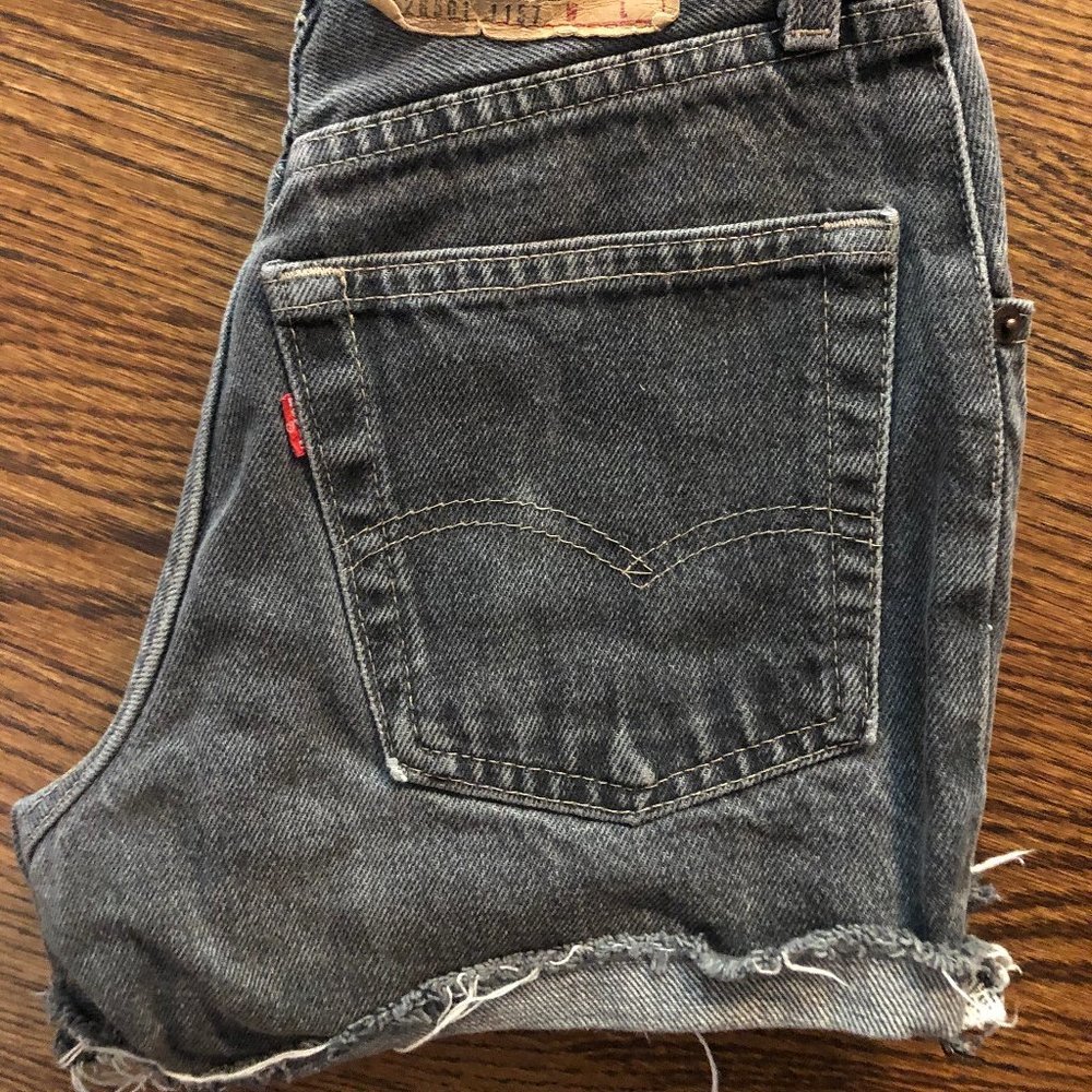 Black High Waisted Cut Off Levi's
